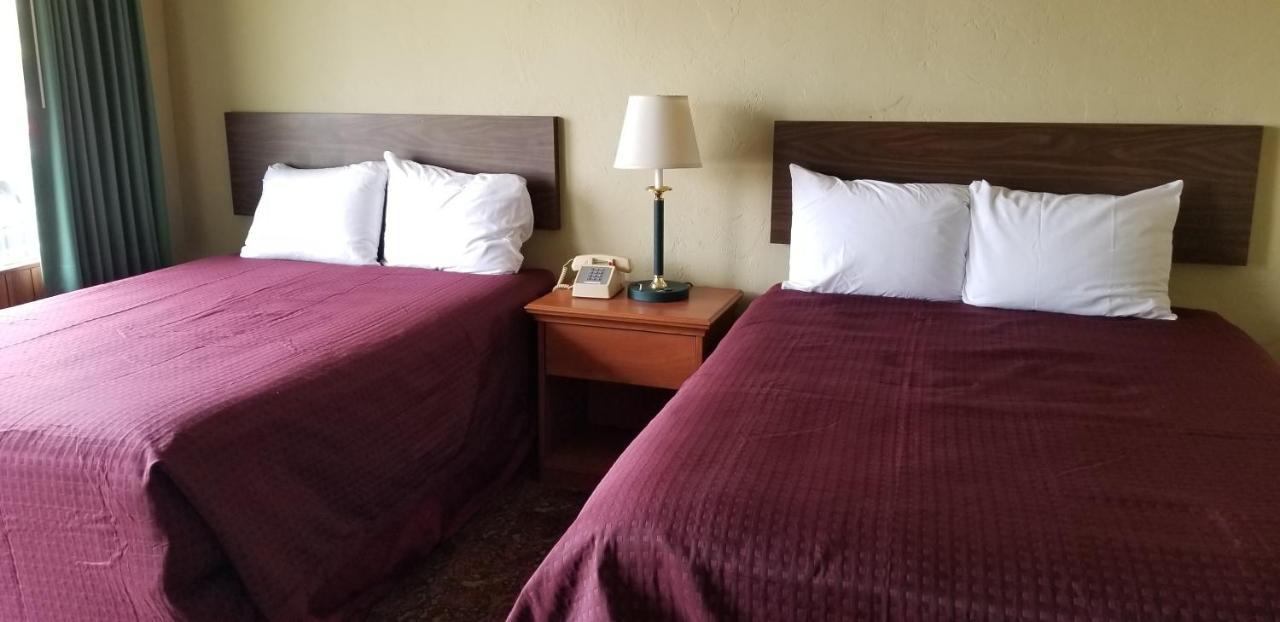 Round Prairie Quick Stop Motel المظهر الخارجي الصورة